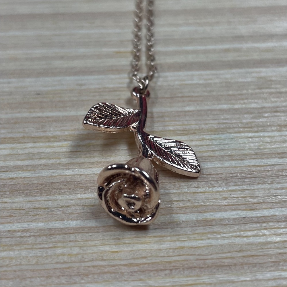 Rose gold necklace